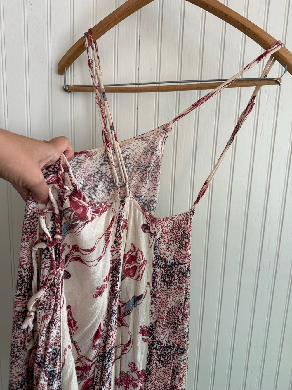 Free People Floral Romper Size M Cream and Red - Picture 3 of 7